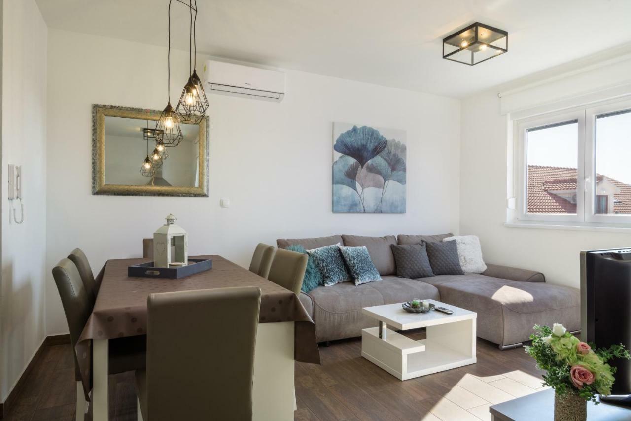Luxury Apartman Ivana Trogir Exteriör bild