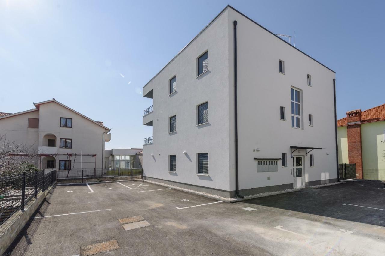 Luxury Apartman Ivana Trogir Exteriör bild
