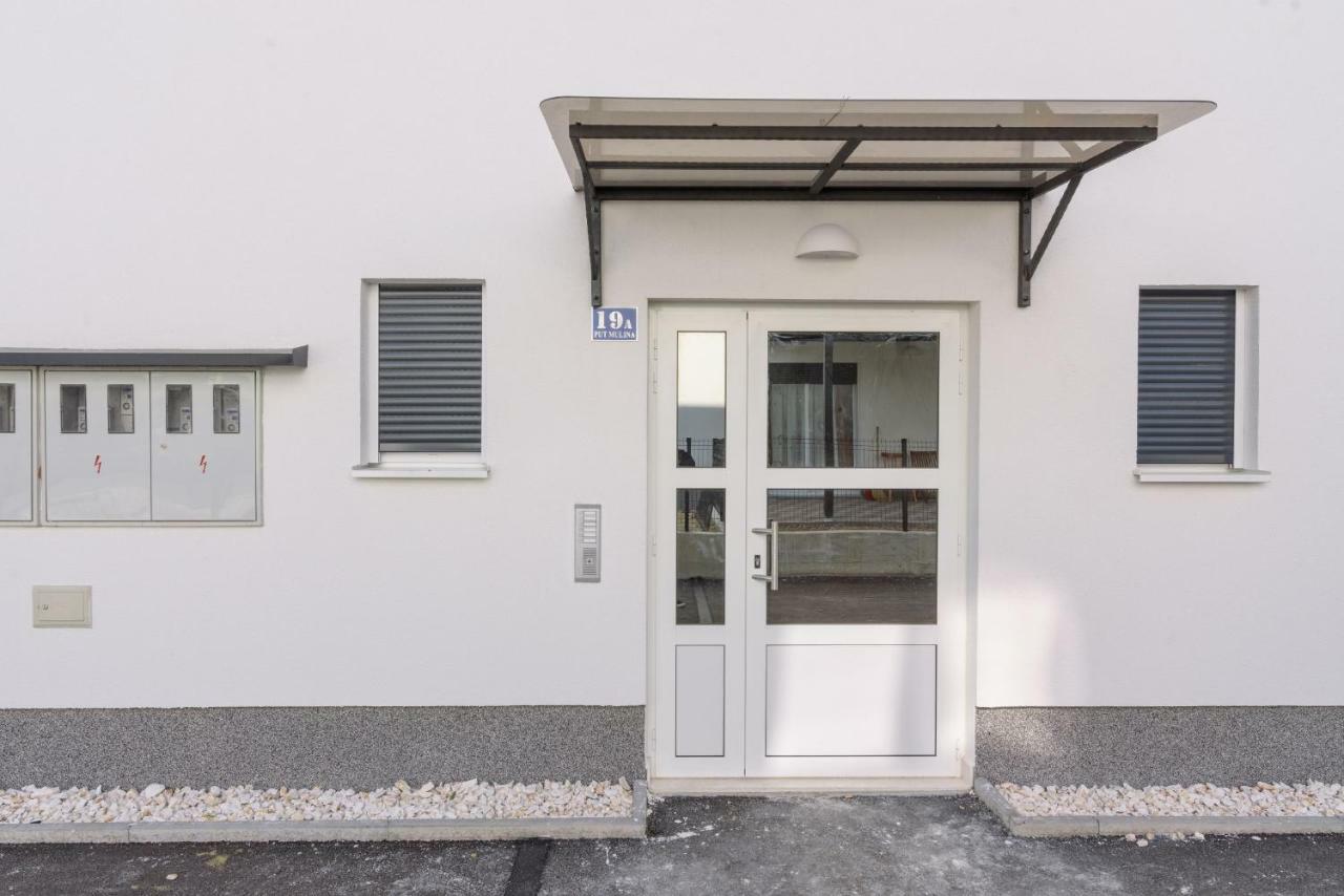 Luxury Apartman Ivana Trogir Exteriör bild